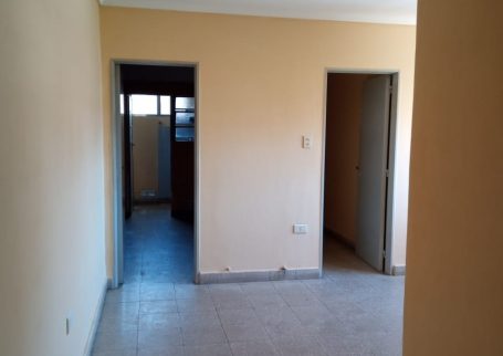 1º de Mayo 3353 Piso 2 D4 (x escalera)