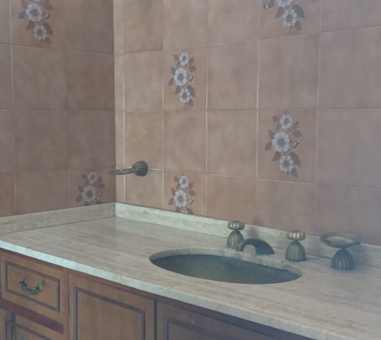 Propiedad De La Galería