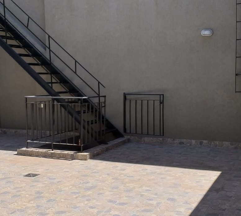 Propiedad De La Galería