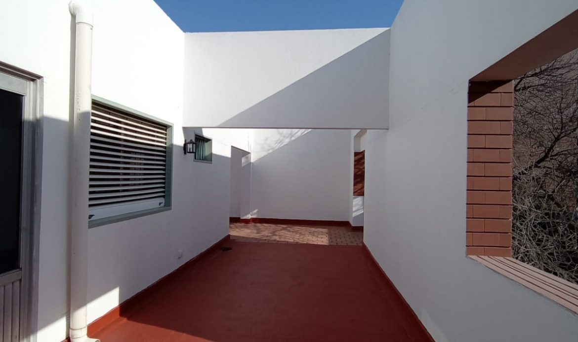 Propiedad De La Galería