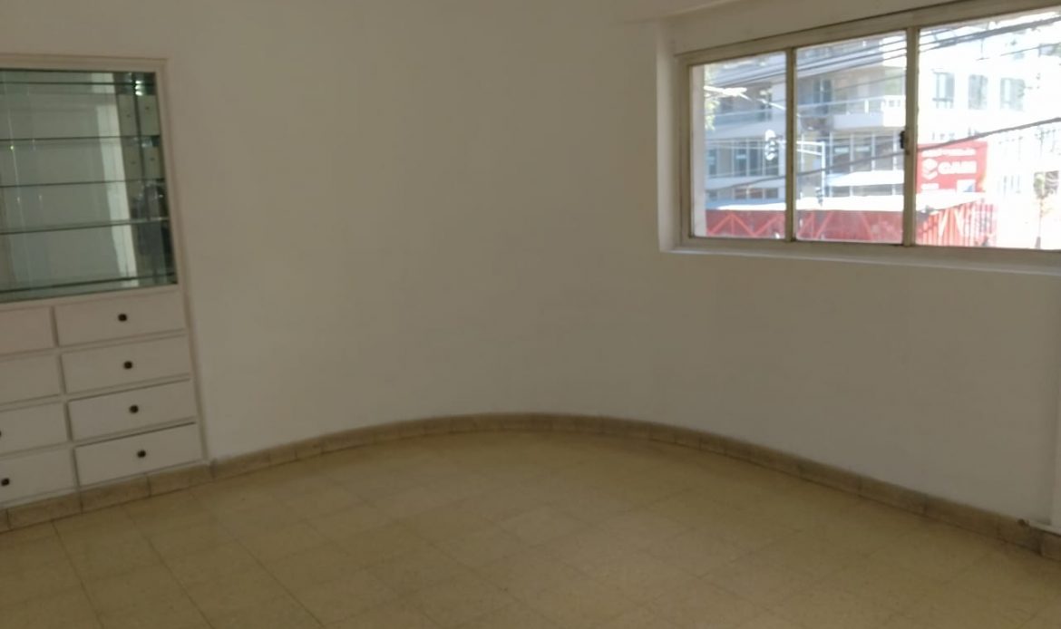Propiedad De La Galería