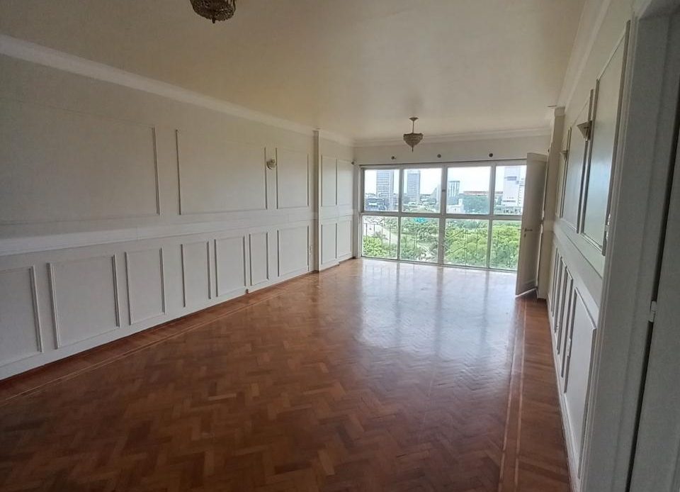 Propiedad De La Galería