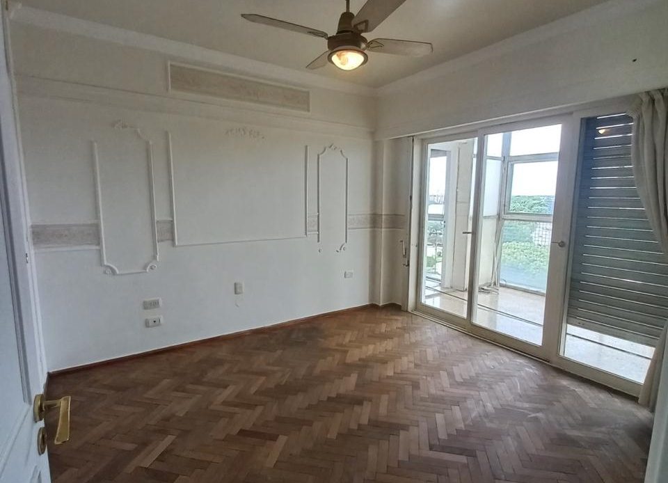 Propiedad De La Galería