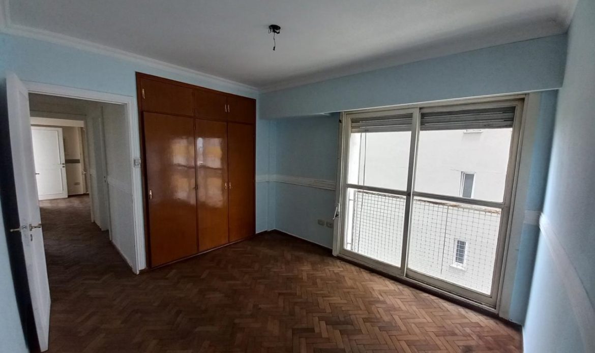 Propiedad De La Galería