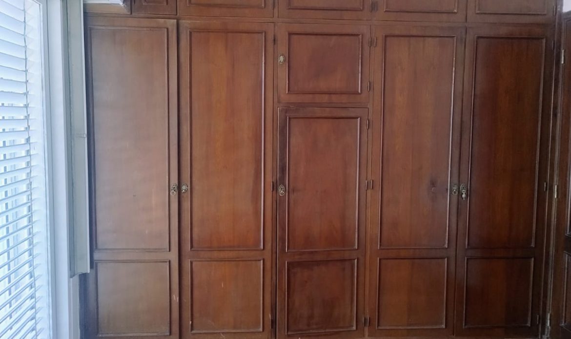 Propiedad De La Galería