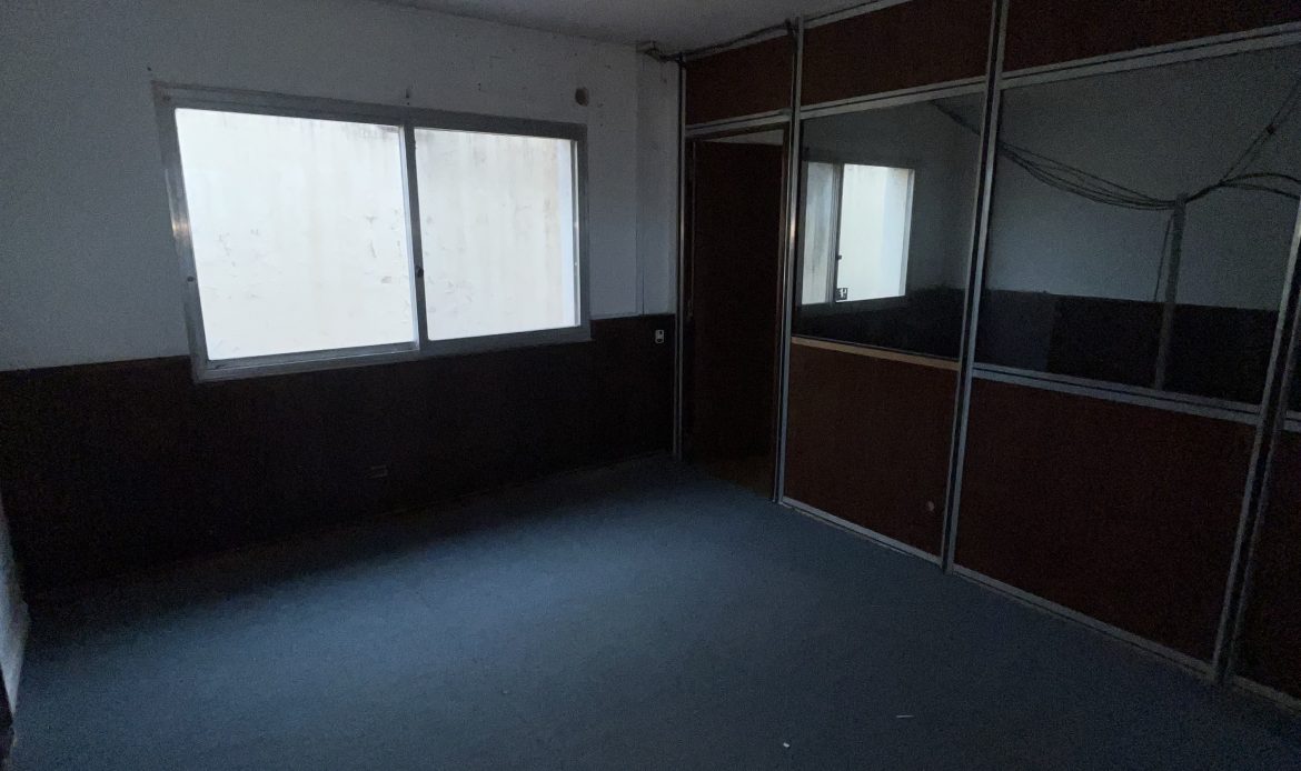 Propiedad De La Galería