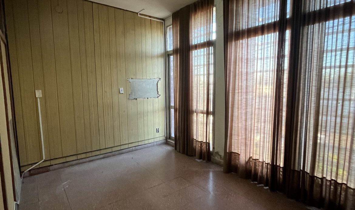 Propiedad De La Galería