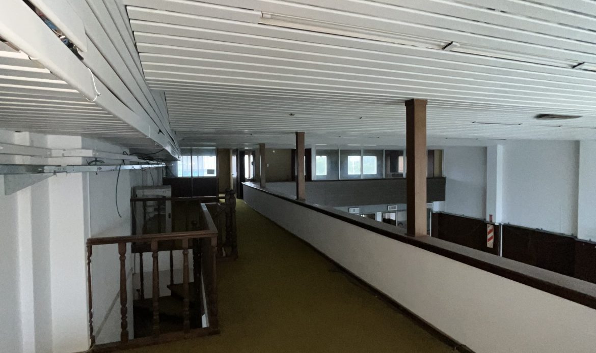 Propiedad De La Galería