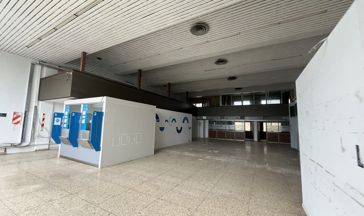 Propiedad De La Galería