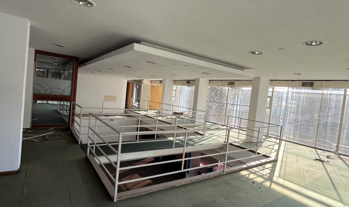 Propiedad De La Galería