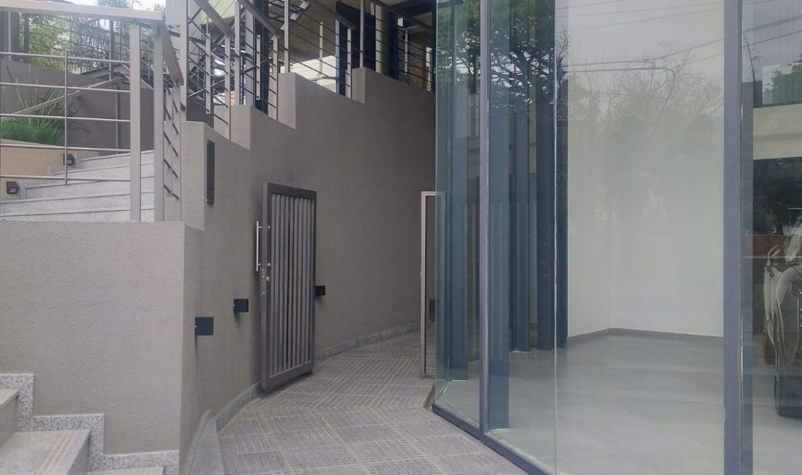 Propiedad De La Galería