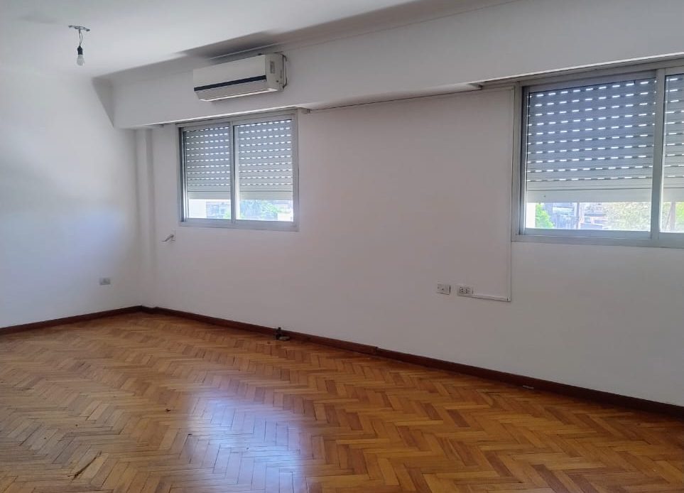 Propiedad De La Galería